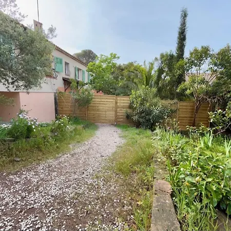 VILLA VALADOU - ST RAPHAËL - 3 Chambres - Jardin * Saint-Raphaël